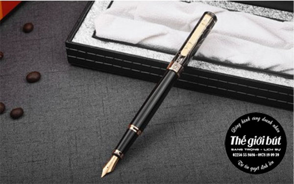 chọn bút ký cho sếp nữ như thế nào