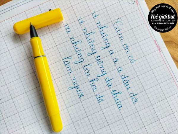 kinh nghiệm để chọn bút mực cho học sinh lớp 1
