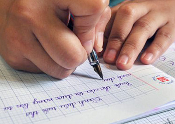 các trường hợp sử dụng bút mực xanh