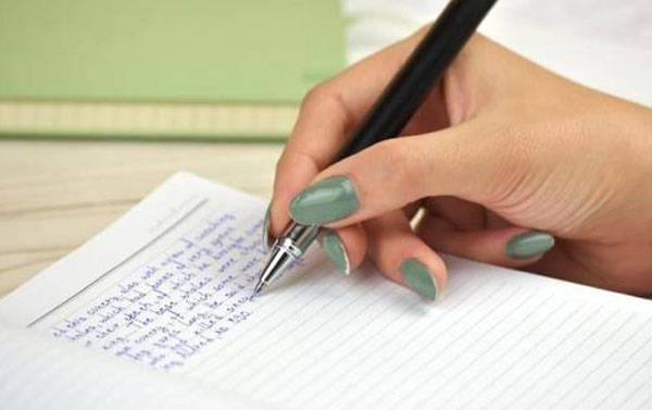 cách làm bút hết tắc mực hiệu quả