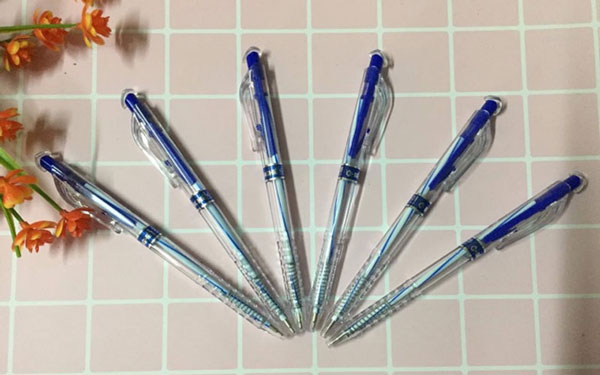 Hướng dẫn chọn bút bi phù hợp với đối tượng học sinh