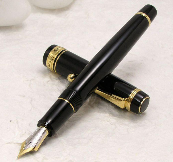 Chọn bút máy bền đẹp cho dân văn phòng và học sinh