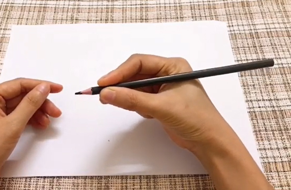 Hướng dẫn cầm bút đúng tư thế để viết nhanh và đẹp