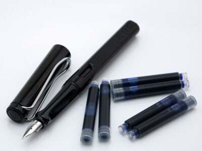 Cách sử dụng bút máy ống mực cho người mới